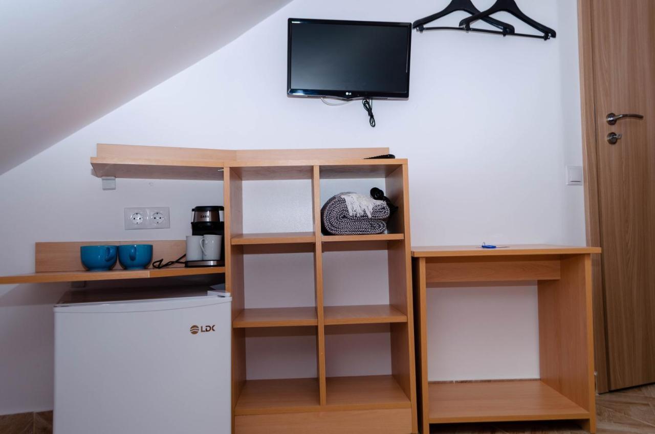 Mansarda Mica Cu Baie Proprie Apartamento Cluj-Napoca Exterior foto