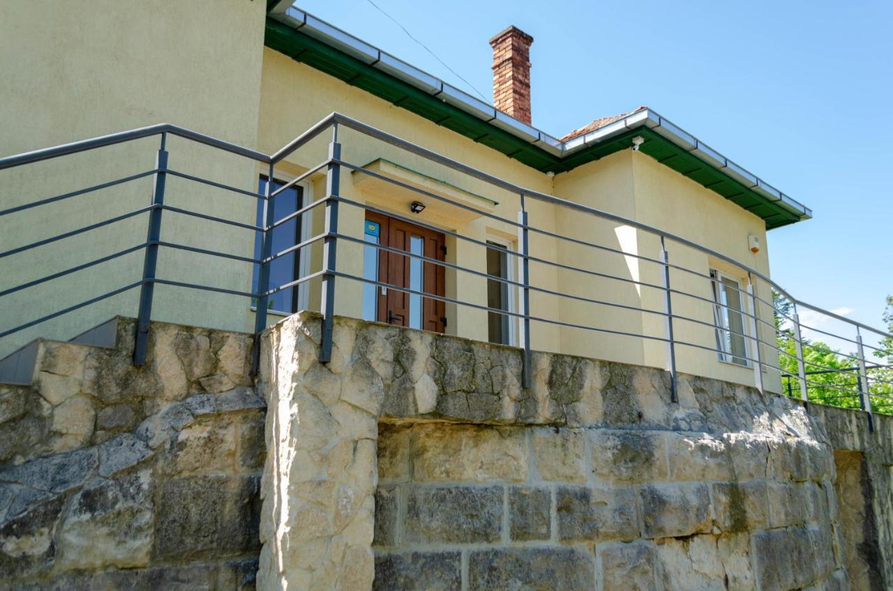 Mansarda Mica Cu Baie Proprie Apartamento Cluj-Napoca Exterior foto